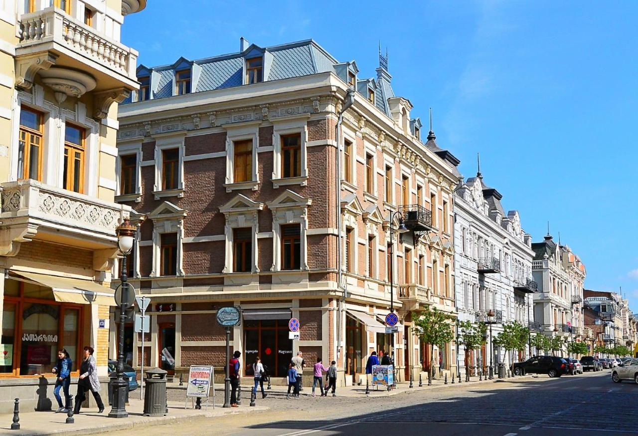 Comfortable House On Marjanishvili Tbilisi Exterior photo